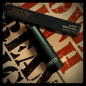 Laritzy Bundle